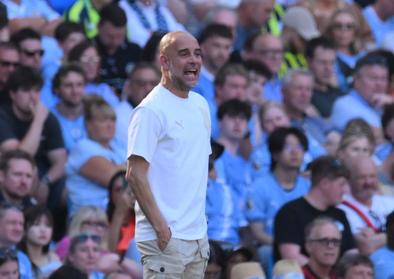 Guardiola bio na pragu preuzimanja Italije: 'Crtao nam je formacije'