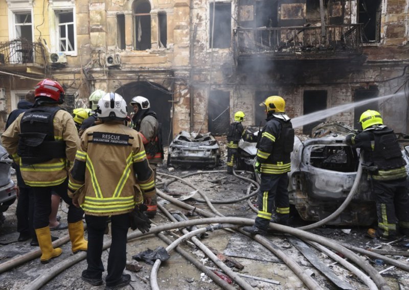 Ukrajina i Rusija nastavljaju s međusobnim noćnim napadima dronovima: Petero poginulih