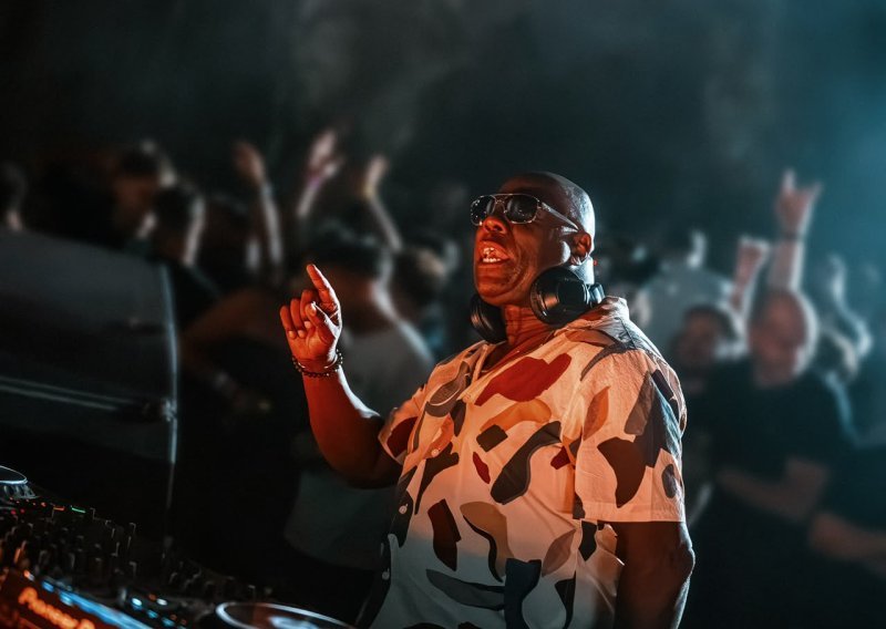 Kralj elektroničke glazbe Carl Cox oduševio Cave Romane