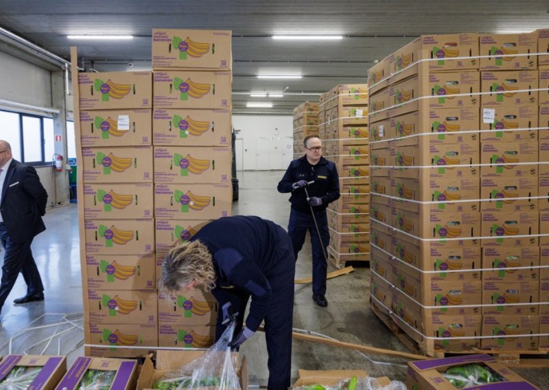 Među bananama pronašli kokain u vrijednosti 200 milijuna funti