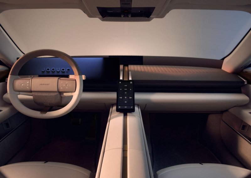 Jaguar prvi put pokazao što sprema: Jedan detalj u kabini ide potpuno protiv današnjeg trenda