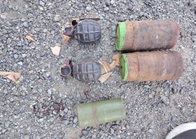 Hvalevrijedna predaja policiji: Pakračanin dao na uništenje dvije ručne bombe