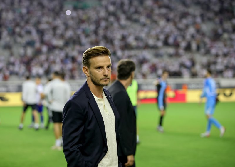 Rakitić se u suzama oprostio od Hajduka: Pogledajte emotivne scene s oproštaja