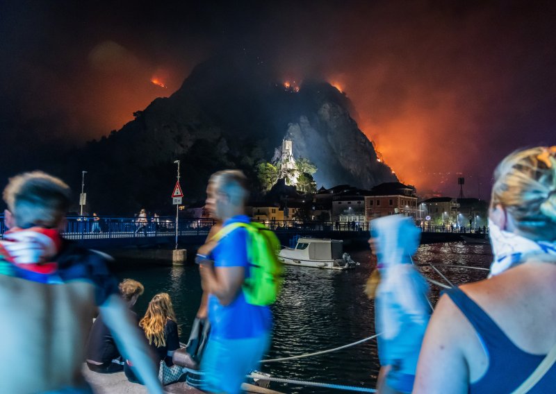 U Omišu je nestala 65-godišnja žena: Obitelj traži pomoć u potrazi