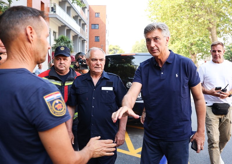Plenković u Omišu: Objasnio zašto se nije aktivirao SRUK