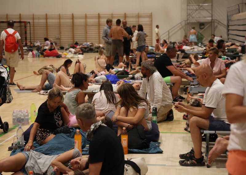 Grad Omiš uputio hitan apel ugostiteljima: 'Trebamo hranu i tople obroke za ljude'