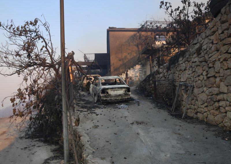 Caritas prikuplja pomoć za stradale u požaru na području Omiša