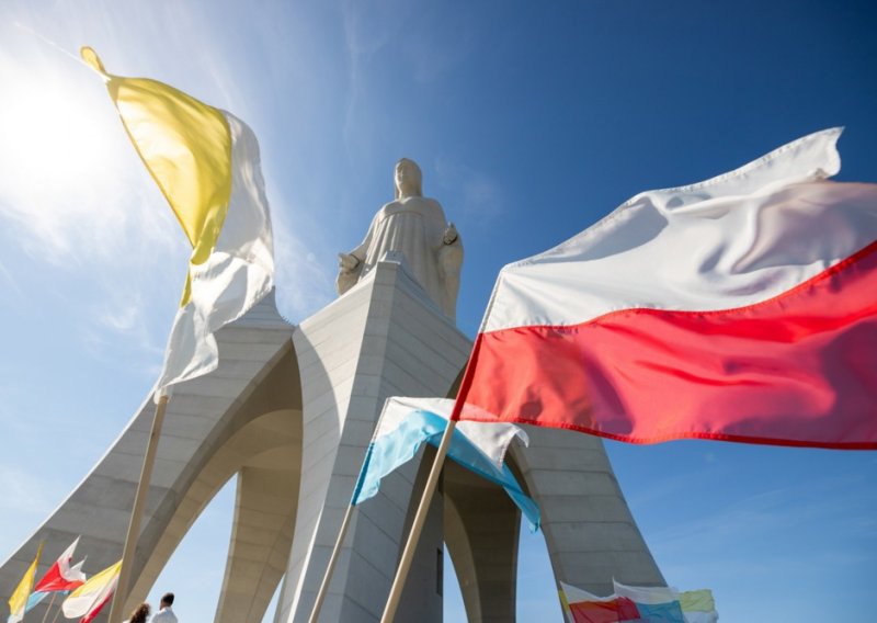 U Poljskoj otkriven najveći kip Djevice Marije u Europi, pogledajte koliko je visok