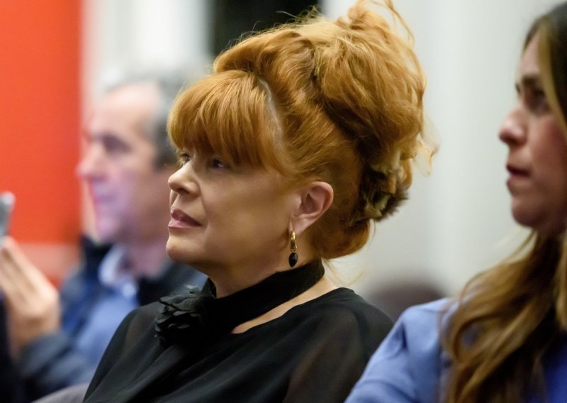 Mia Begović se emotivnom objavom prisjetila sestre Ene na godišnjicu smrti: 'Bol nedostajanja...'