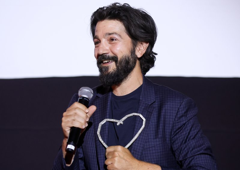 Diego Luna dobio Počasno Srce Sarajeva pa posebno pohvalio SFF: 'Podsjetnik što bi festivali trebali biti'
