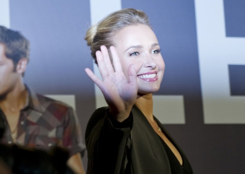 Britanski glazbenik reagirao na tvrdnje da je on 'goli muškarac' iz memoara Hayden Panettiere
