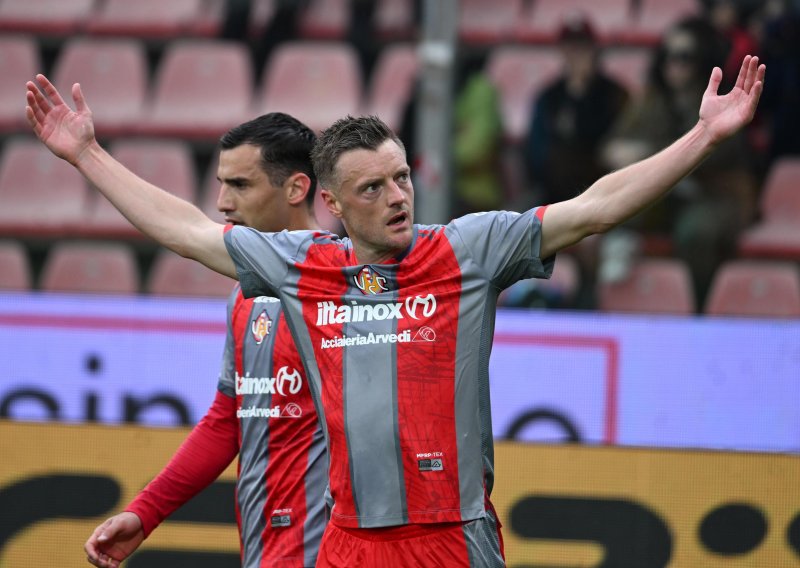 Jamie Vardy dobio ponudu kakvu nitko nije očekivao, čeka se njegova odluka