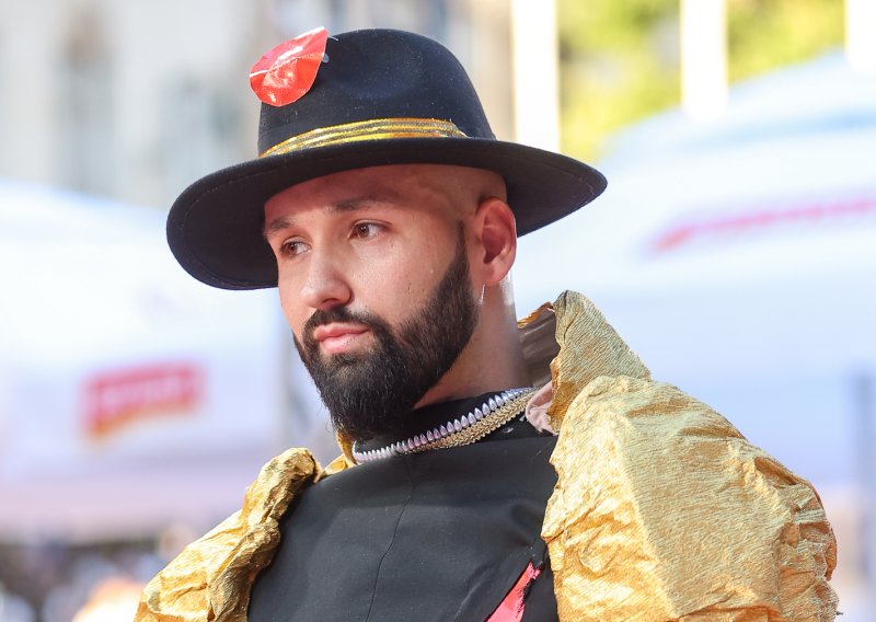 Je li ovo dosad najodvažnije izdanje na SFF-u? Modni dizajner na festival stigao u kombinaciji o kojoj svi pričaju