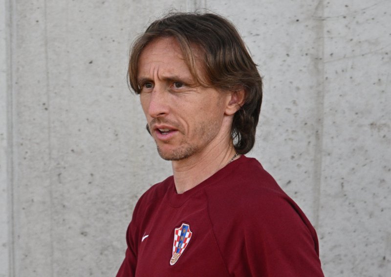 Modrić podijelio nostalgičnu fotku iz dana u Dinamu: U njegovom društvu bio i poznati bivši napadač