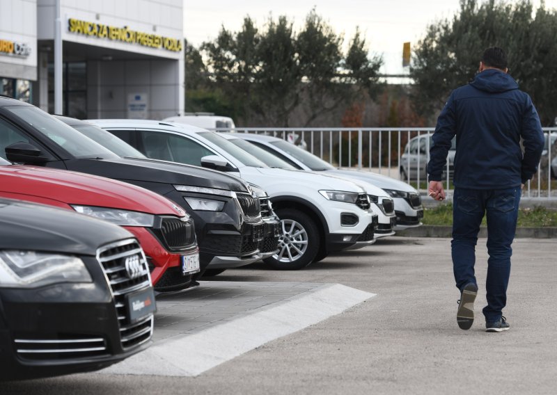 Kupujete rabljeni automobil? Ovo mjesto gotovo nitko ne provjerava, a trebali biste