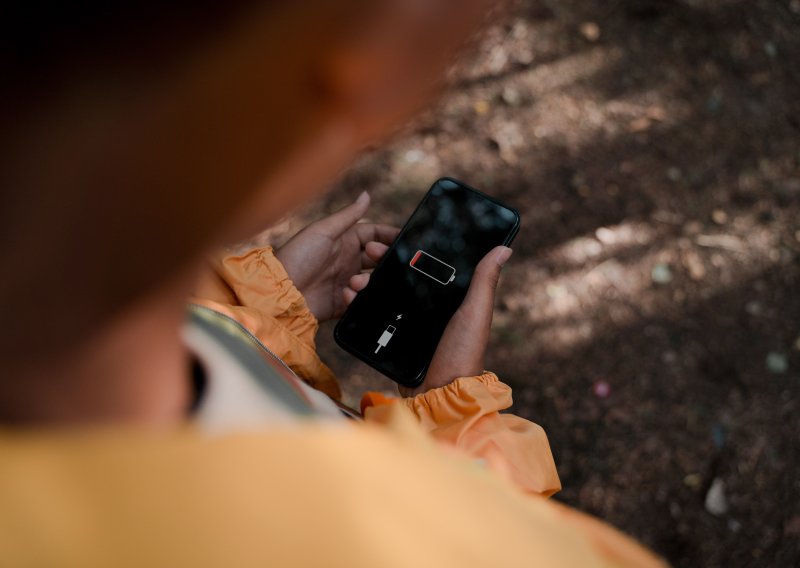 Baterija na iPhoneu vam se brzo prazni? Evo kako možete provjeriti njezino stanje