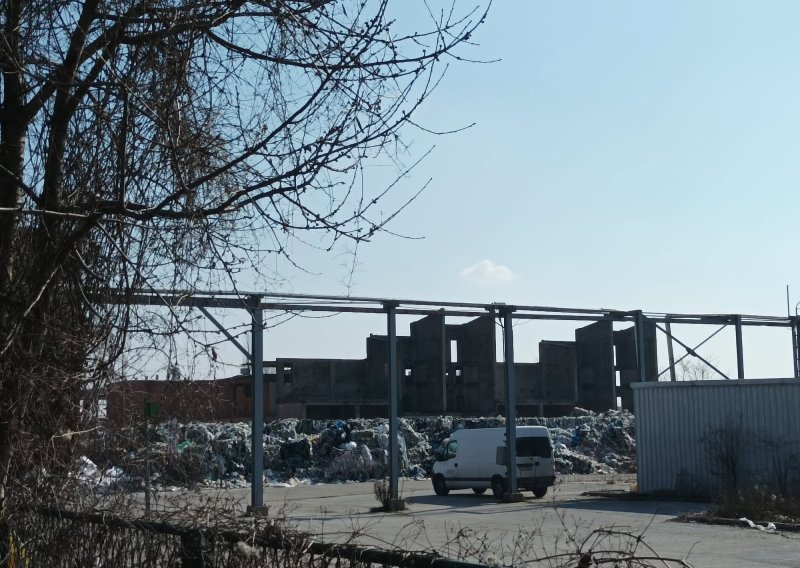 Pojavilo se novo odlagalište otpada: Ekološka bomba na nekoliko kilometara od centra Zagreba