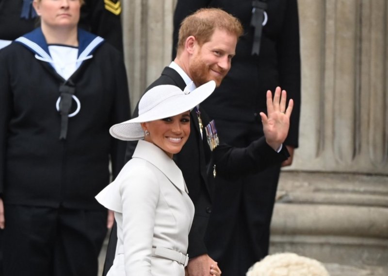 Princ Harry i obitelj vraćaju se iz SAD-a u Britaniju