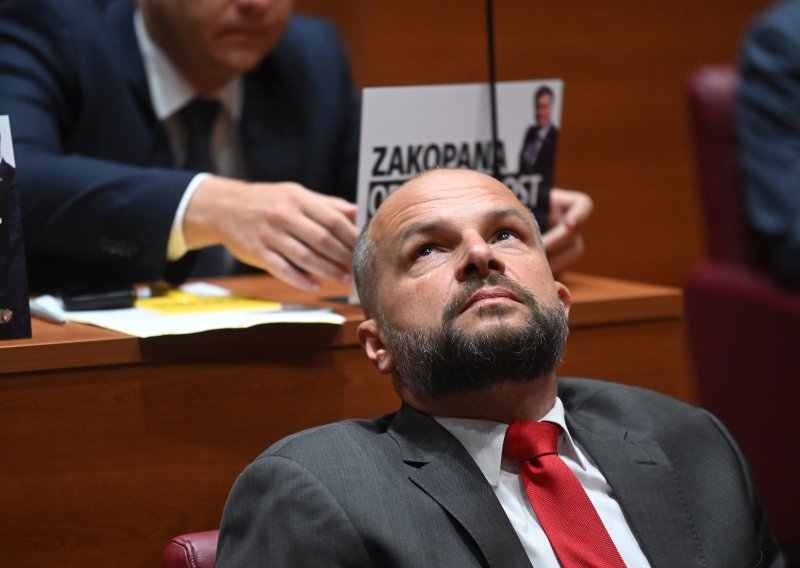 SDP uzvratio HDZ-u: 'Poznanovec neće biti mjesto na kojem ćete zakopati odgovornost za Gospić'