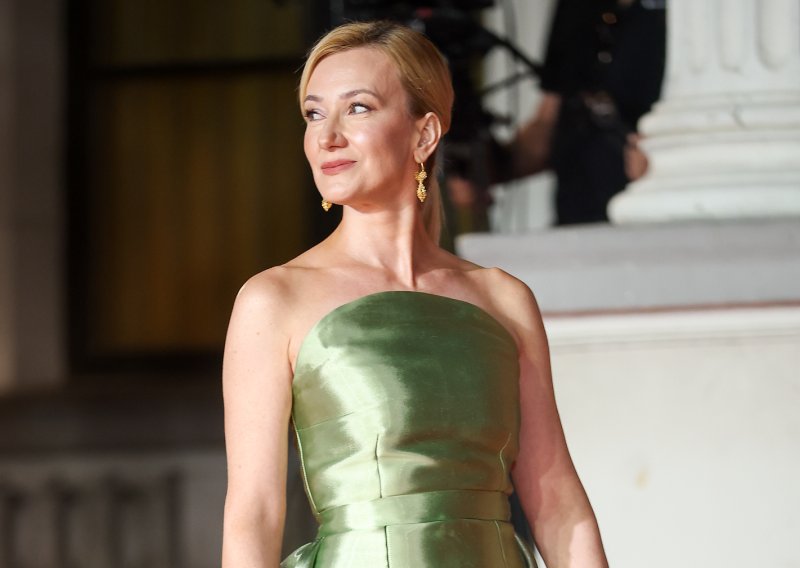 Kao iz Hollywooda: Lijepa bh. glumica pokazala kako izgleda bezvremenska elegancija na crvenom tepihu