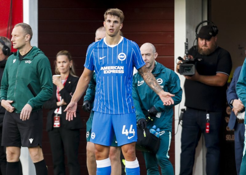Vušković oduševio na službenom debiju za Brighton: Pogledajte brojke koje sve govore