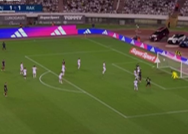 Trenutak kad se Poljud zaledio: Pogledajte koliko je Hajduk imao sreće u trećoj minuti nadoknade