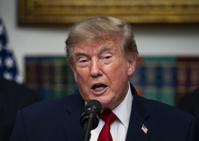 Ambiciozni planovi: Trump želi ubrzo vratiti američke astronaute na Mjesec