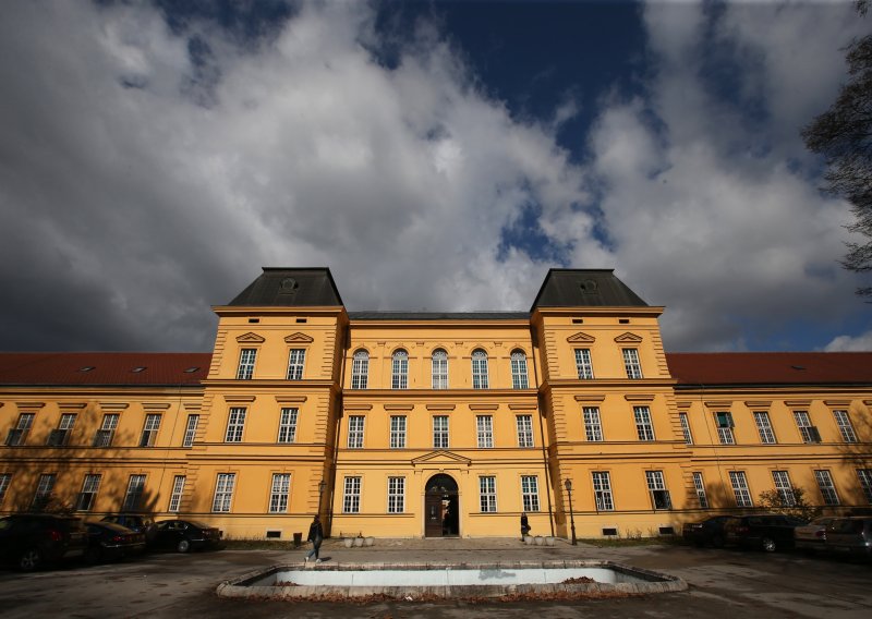 Klinika Vrapče raspisuje natječaj za mlade slikarice: Ovo su uvjeti
