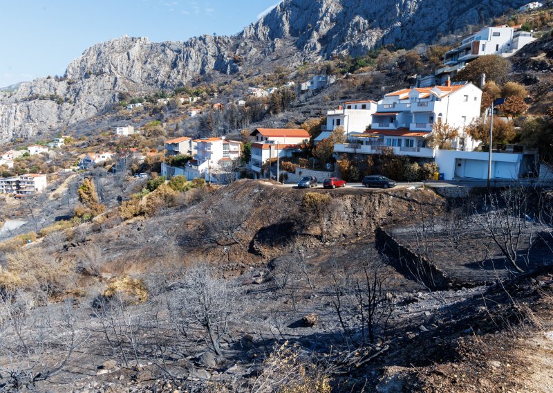 Tek sada je službeno gotovo: Ugašen požar koji je prije dva tjedna devastirao Omiš
