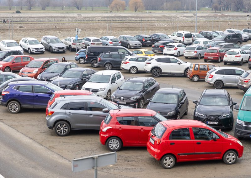 Mehaničar: Nikada ne parkiram s ovako okrenutim kotačima, evo zašto