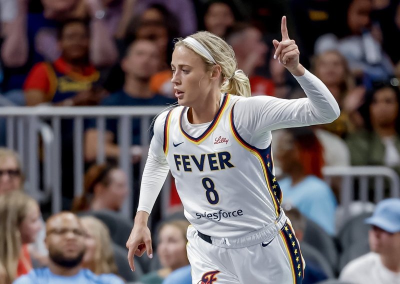 Novi kaos u WNBA ligi: Seksualne igračke ponovno letjele na parket, utakmice prekinute