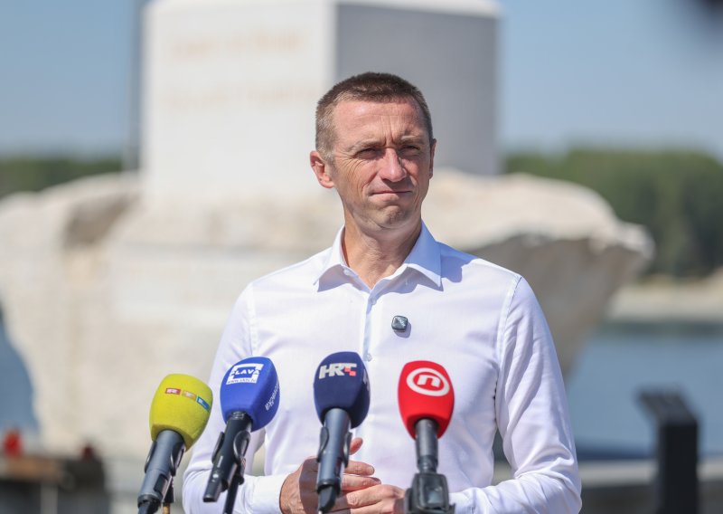 Penava: Nastavljamo istraživati sudbine žrtava i otkrivati istinu