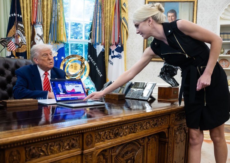 Što se događa između Trumpa i mlade suradnice? Isplivala intimna pisma: 'Ti si mi sve što je važno...'