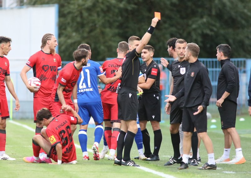 Slaven Belupo zabio dva puta u samo tri minute, Carević zaradio crveni karton. Pogledajte golove