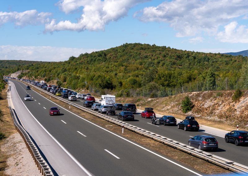 Promašila je izlaz s autoceste i slučajno završila u drugoj državi: Mjesecima poslije stigla joj kazna od 153 eura