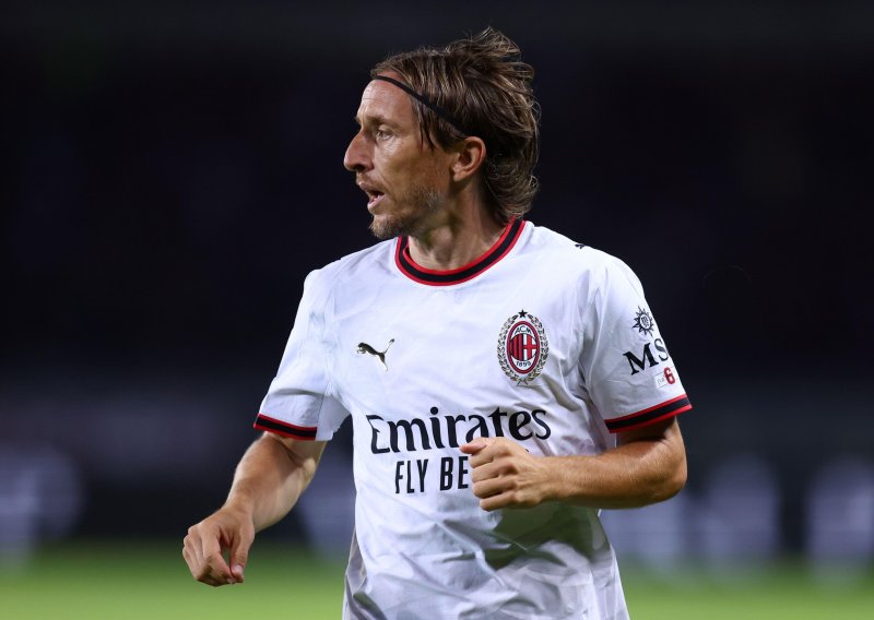 Milan se mučio, a onda je u igru ušao Luka Modrić...