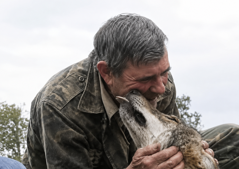 Preminuo slavni španjolski ‘dječak vuk’: Čak 12 godina živio je s divljim životinjama