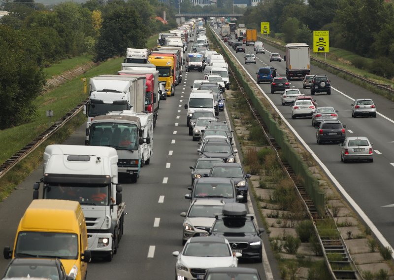 VIDEO Kolone zakrčile autoceste oko Zagreba: Pogledajte situaciju u prometu