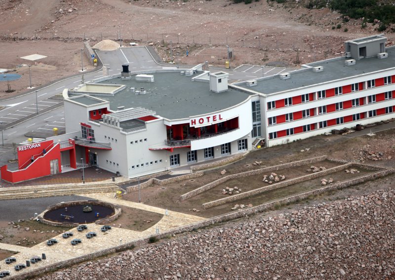 Potpisali ugovor za hotel na Velebitu, a mjesec dana kasnije sve je propalo: Presudilo 300.000 eura