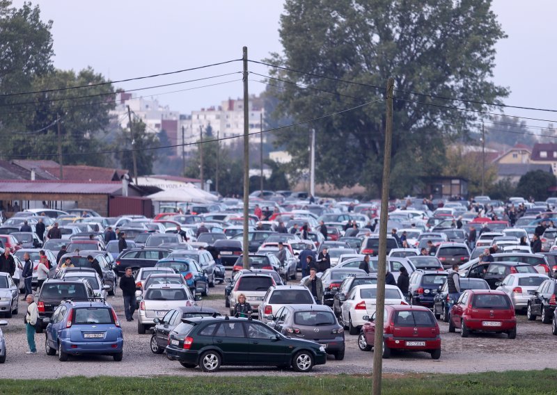 Kupci rabljenih auta zbog jedne prijevare plaćaju tisuće eura previše