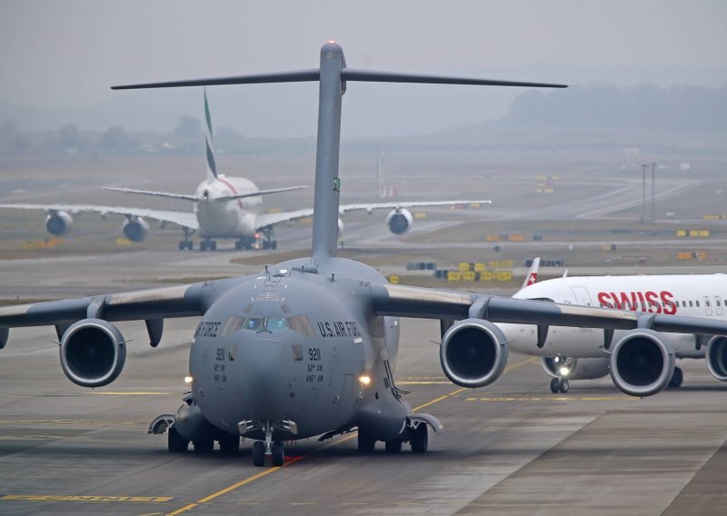 Misteriozan američki vojni avion sletio u Moskvu: Nitko ne govori što se događa