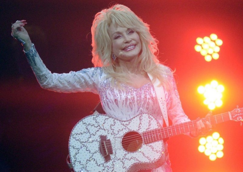 Ovo su najveći hitovi po kojima ćemo pamtiti legendarnu Dolly Parton