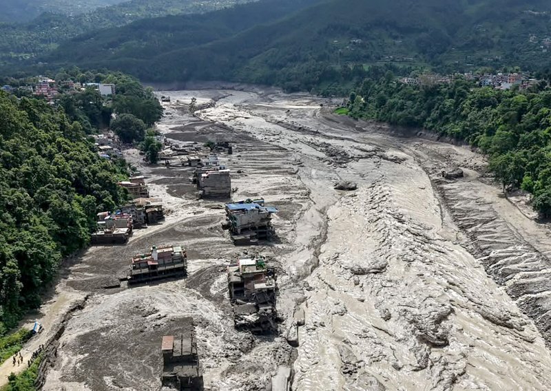 VIDEO Otkriven uzrok stravičnog odrona u Nepalu: Isplivala šokantna snimka