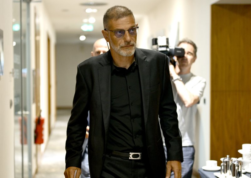 Roker u duši ne propušta spektakl: Slaven Bilić snimljen u publici na koncertu Judas Priesta u Puli