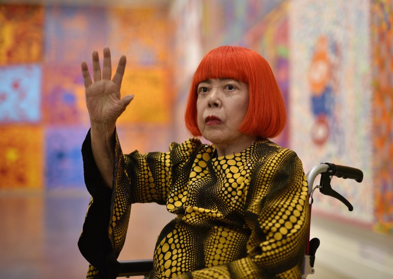 Preminula Yayoi Kusama, ikona suvremene umjetnosti i kraljica točkica