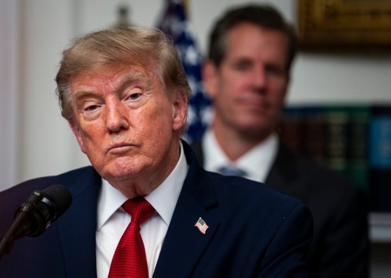 Trump razmatra uvođenje novih carina na poluvodiče i na još nekoliko stvari
