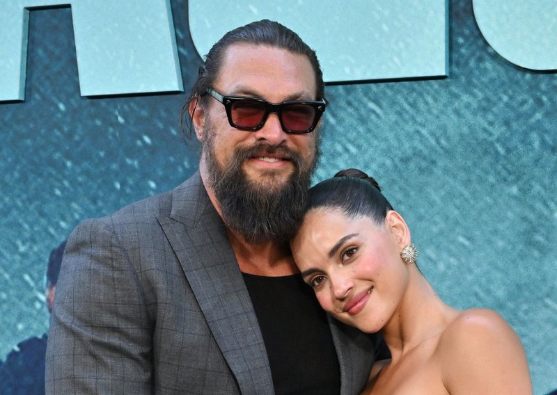 Ova haljina bila je dovoljna da Jason Momoa ne skida pogled s Adrije Arjone