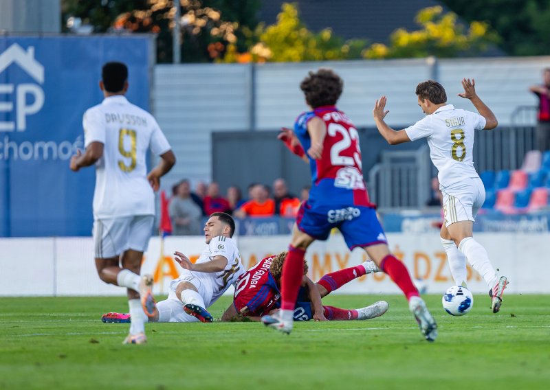 Pogledajte kako je VAR spasio Hajduk! Evo zašto je poništen gol Rakowa