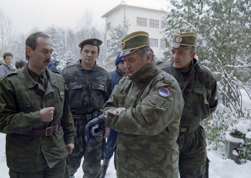 Tisuće prijava zbog veličanja Ratka Mladića, oglasilo se tužiteljstvo BiH