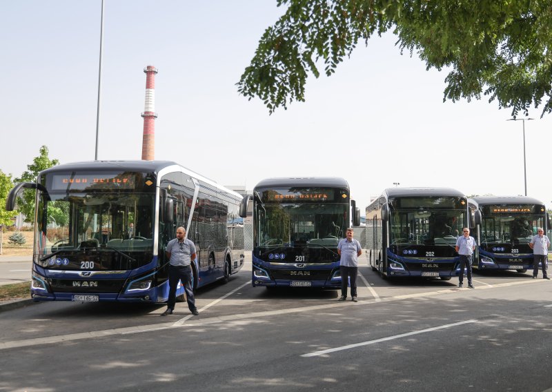 Osijekom voze četiri nova busa: Niskopodni su i električni, a stiže ih još 15